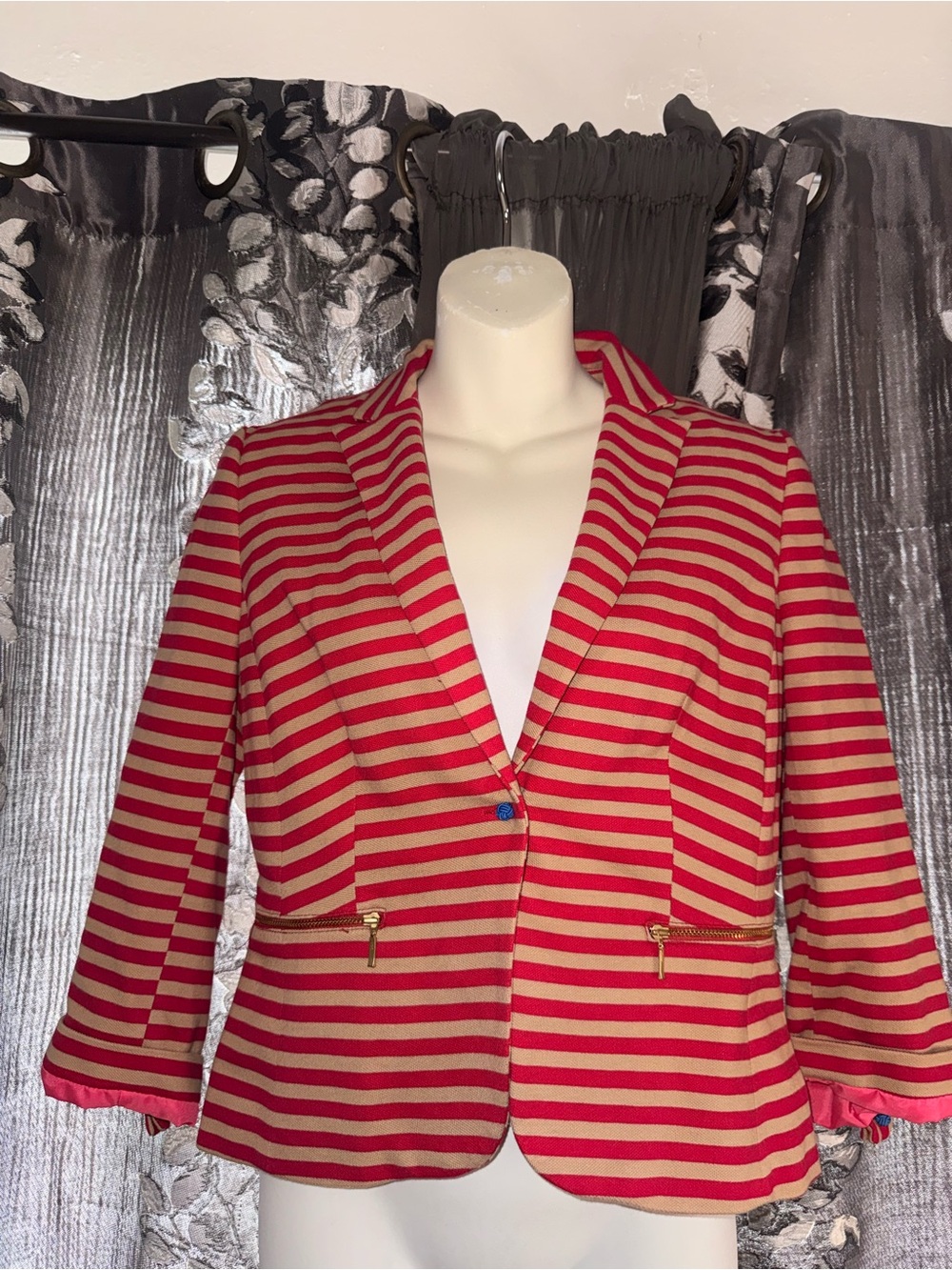 Zara Red and Cream Striped Single-Button Blazer